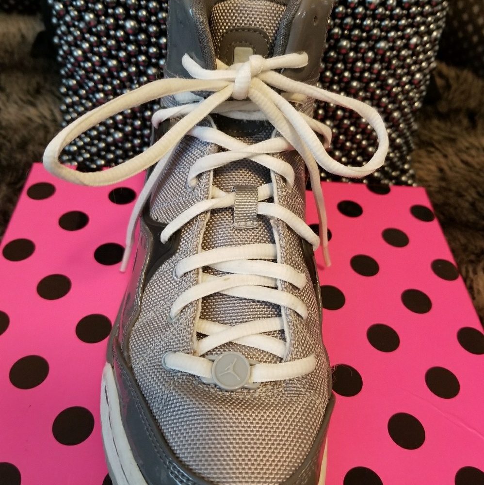 SOLD Big Kids Grey Nike High Top Jordans - Picture 7 of 8